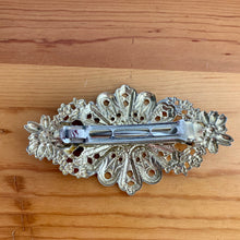 Load image into Gallery viewer, Vintage Faux Gold Metal Floral Flowers Hair Accessory Auto Clasp Barrette
