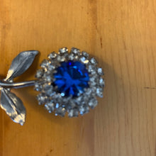 Load image into Gallery viewer, Vintage Faux Diamond Blue Sapphire Gemstone Rhinestone Mini Flower Brooch

