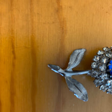 Load image into Gallery viewer, Vintage Faux Diamond Blue Sapphire Gemstone Rhinestone Mini Flower Brooch
