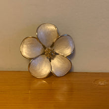 Load image into Gallery viewer, Vintage Metal Silver and Gold Shimmer Floral Flower Brooch
