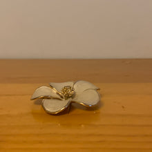 Load image into Gallery viewer, Vintage Metal Silver and Gold Shimmer Floral Flower Brooch
