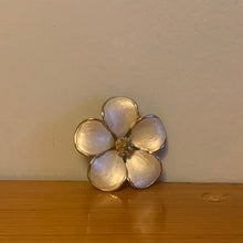 Load image into Gallery viewer, Vintage Metal Silver and Gold Shimmer Floral Flower Brooch
