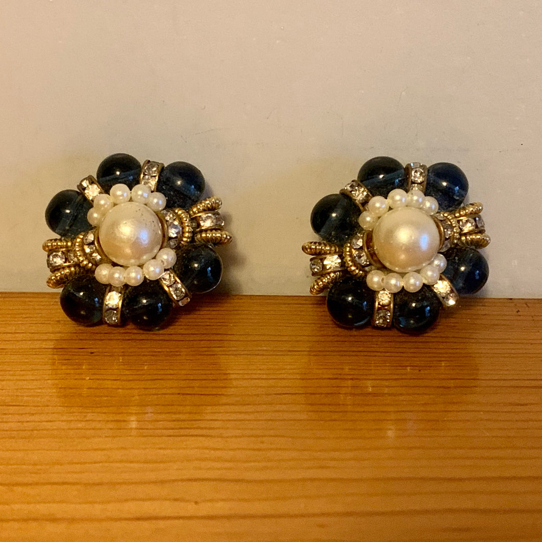 Vintage Round Cluster Faux Pearl Navy Blue Silver Gold Beads Clip On Earrings