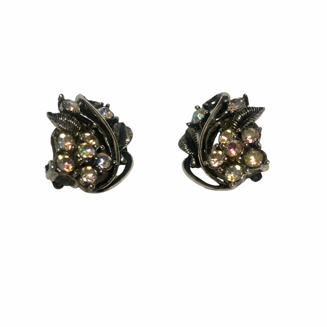 Vintage Jewelry Clear Rhinestone Floral Flower Silver Tone Filigree Clip on Earrings