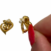 Load image into Gallery viewer, Vintage Jewelry Gold Tone Open Rhinestone Filled Abstract Heart Clip on Earrings
