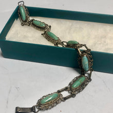 Load image into Gallery viewer, Vintage Jewelry Made in Mexico Mexican Silver and Turquoise Linked Bracelet
