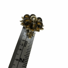 Load image into Gallery viewer, Vintage Jewelry Brown and Amber Tone Beaded Gold Textured Bee Like Clip on Earrings
