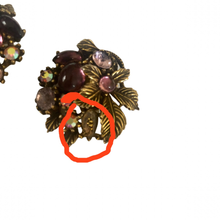 Load image into Gallery viewer, Vintage Jewelry Purple Lucite Cabochons Yellow Rhinestone Brass Tone Floral Flower Clip on Earrings
