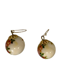 Load image into Gallery viewer, Vintage Jewelry Floral Flower and Off White Round Gold Tone Dangle Earrings
