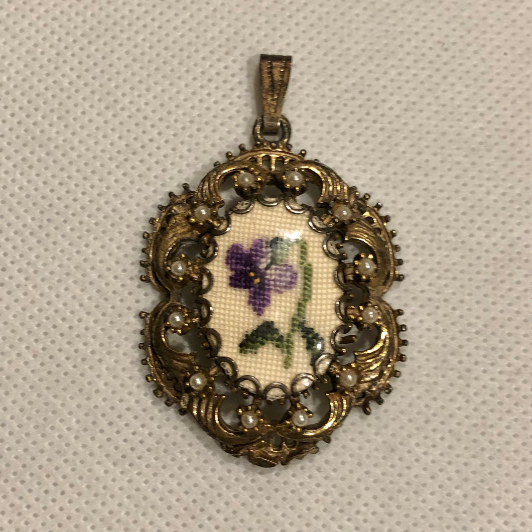 Vintage Jewelry Faux Pearl Needlepoint Purple and Green Flower Brass Tone Cameo Necklace Pendant