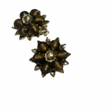 Load image into Gallery viewer, Vintage Jewelry Brown and Amber Tone Beaded Gold Textured Bee Like Clip on Earrings
