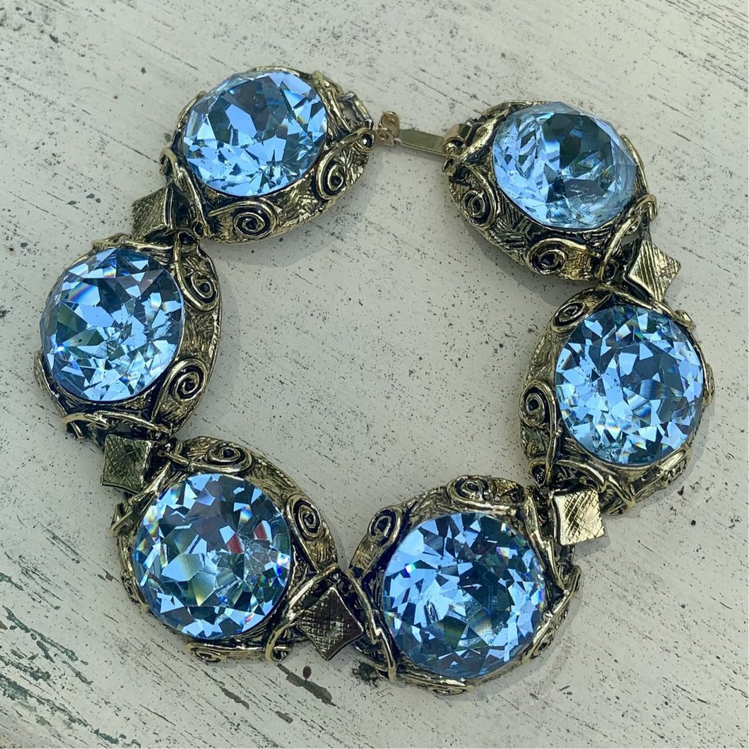 Vintage Brass Tone Filigree Faux London Blue Topaz Sparkling Large Cabochons Bracelet