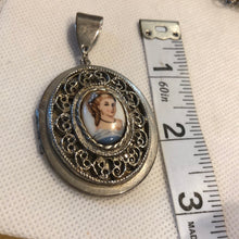 Load image into Gallery viewer, Vintage Jewelry Limoges Style Portrait Filigree Opening Silver Tone Locket Necklace Pendant
