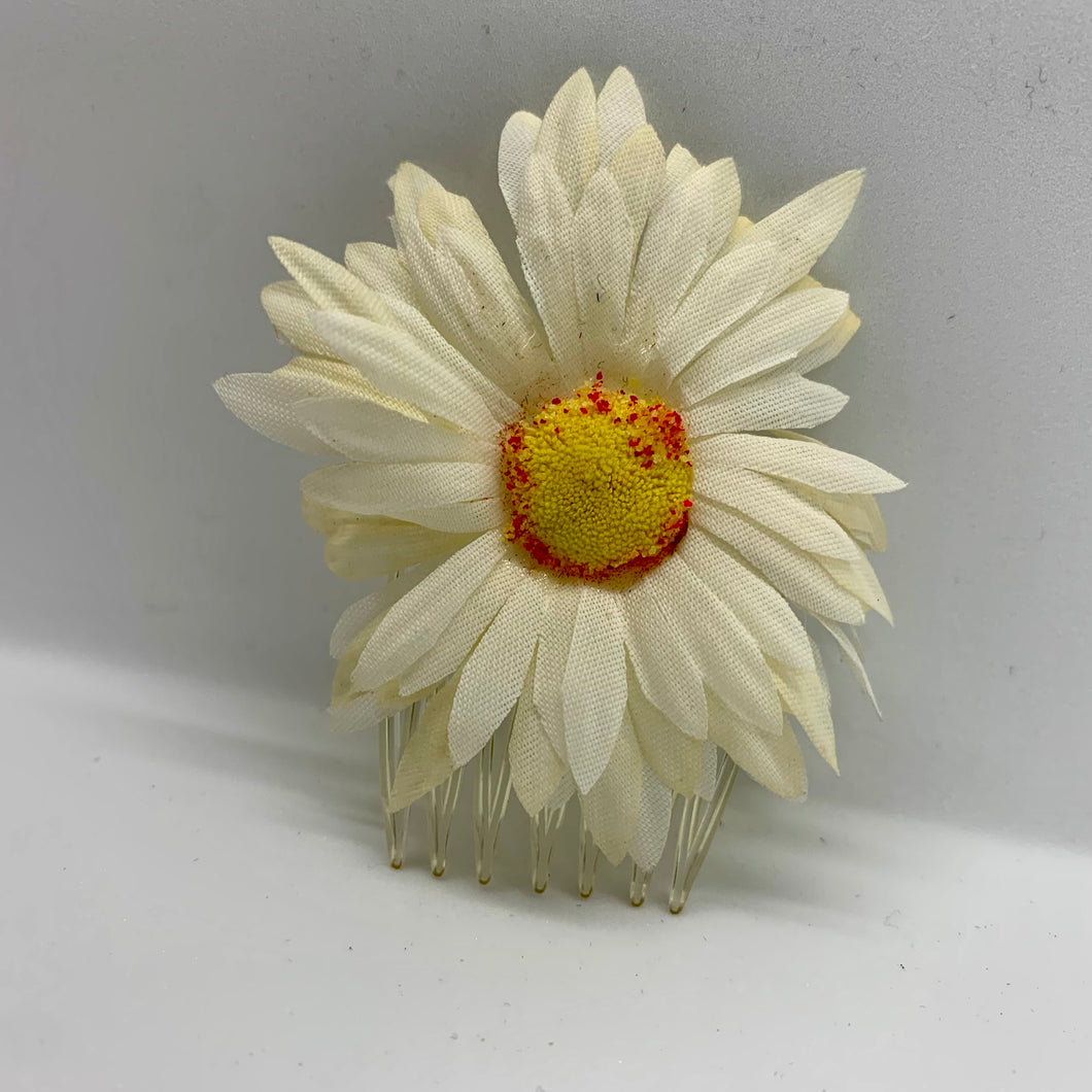 Vintage Decorative Floral Side Daisy Flower White Yellow Mini Hair Comb
