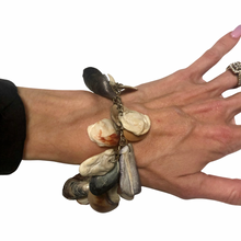 Load image into Gallery viewer, Vintage Jewelry Artisan Handmade Natural Seashell Dangle Bracelet
