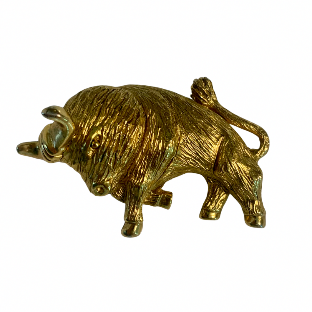 Vintage Jewelry Large Gold Tone Textured Heavyweight Spanish Bull Brooch