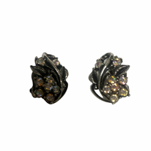 Load image into Gallery viewer, Vintage Jewelry Clear Rhinestone Floral Flower Silver Tone Filigree Clip on Earrings
