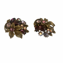 Load image into Gallery viewer, Vintage Jewelry Purple Lucite Cabochons Yellow Rhinestone Brass Tone Floral Flower Clip on Earrings
